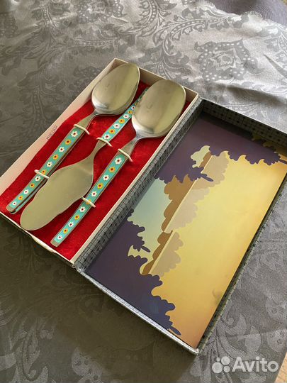 Набор столовых приборов