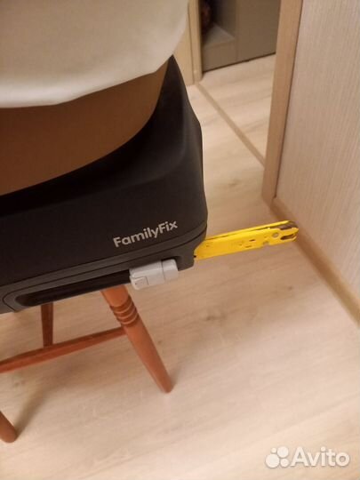 Автомобильное кресло