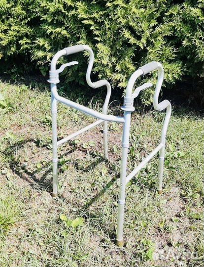 Прокат инвалидных колясок