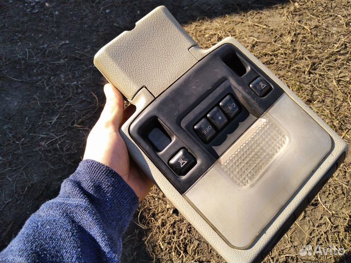 Плафон освещения салона mitsubishi galant 6