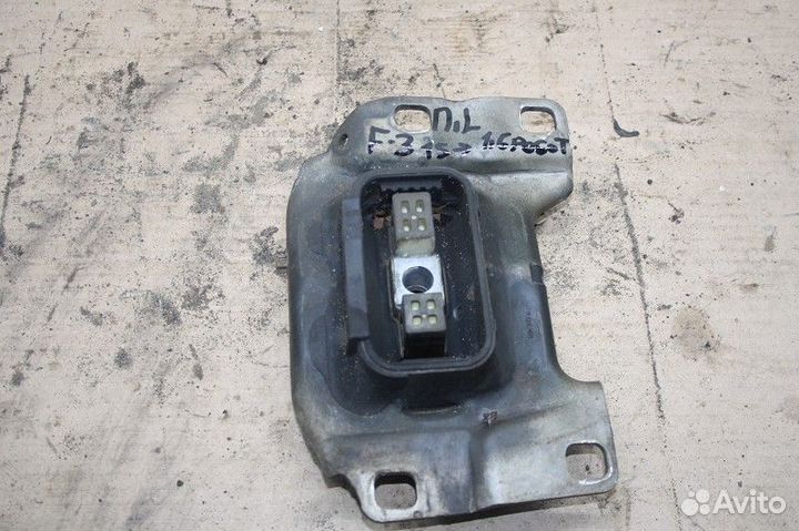 Опора кпп левая ford focus III 2011