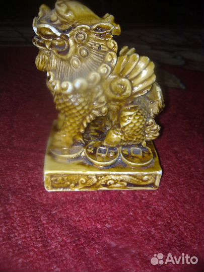 Китайская собака, сувенир из гипса