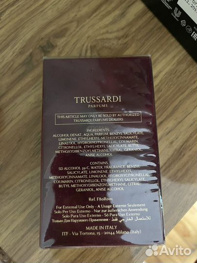 Мужская туалетная вода trussardi. Италия