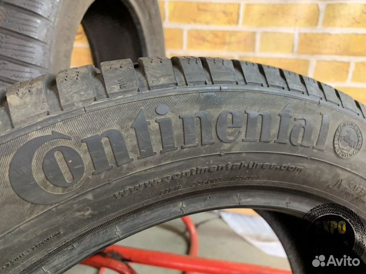 Continental ContiWinterContact TS 830 P 245/50 R18 104V