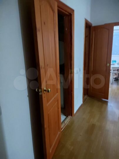 2-к. квартира, 52 м², 2/5 эт.