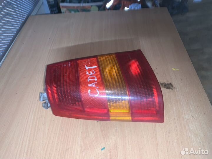 Фонарь левый opel kadet
