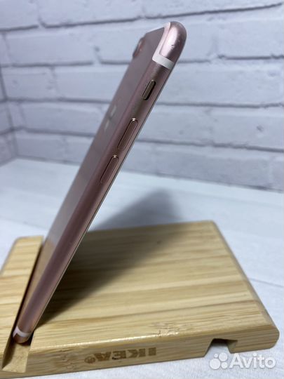 iPhone 7, 32 ГБ