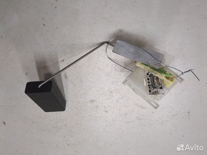 Датчик уровня топлива Volkswagen Polo, 1999