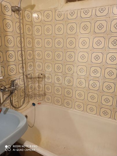 2-к. квартира, 42 м², 3/5 эт.