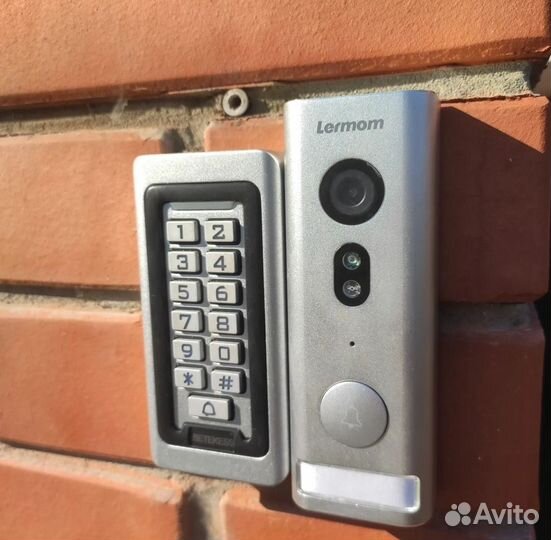 Видео домофон AHD Lermom