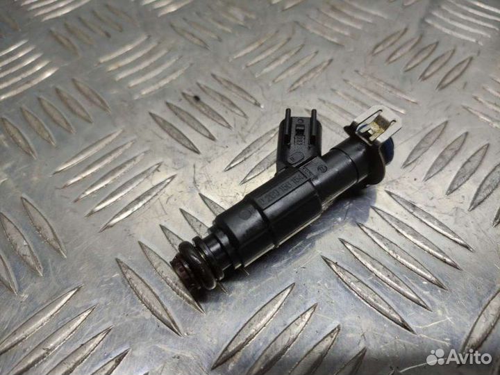 Форсунка Ford Focus 2 2.0 2006