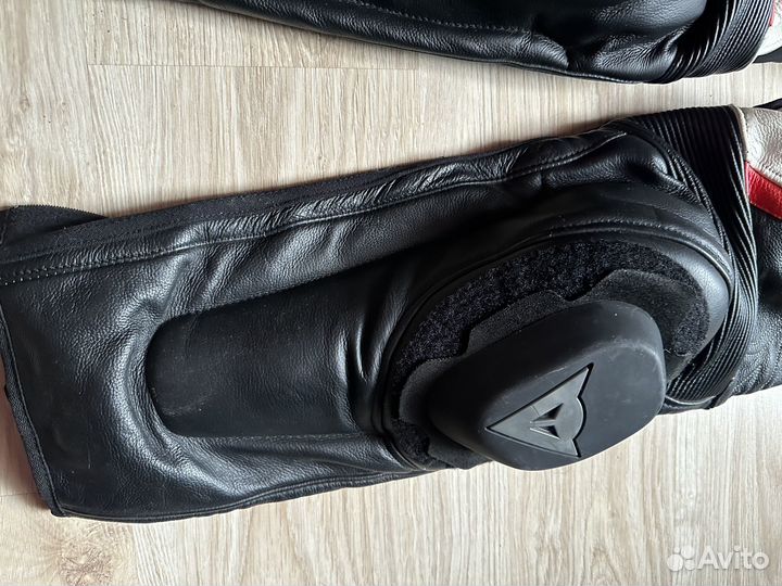 Мотокомбинезон женский dainese 46 размер