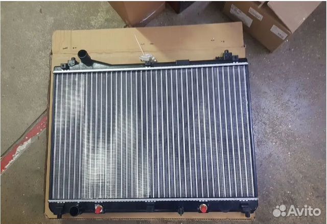 Радиатор охлаждения Сузуки Грант Витара