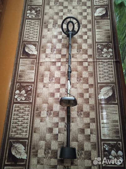 Продам металлоискатель