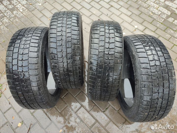 Dunlop SP Winter Maxx WM01 225/50 R18