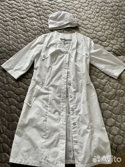 Медицинский халат с шапочкой