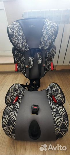 Автокресло-бустер Siger