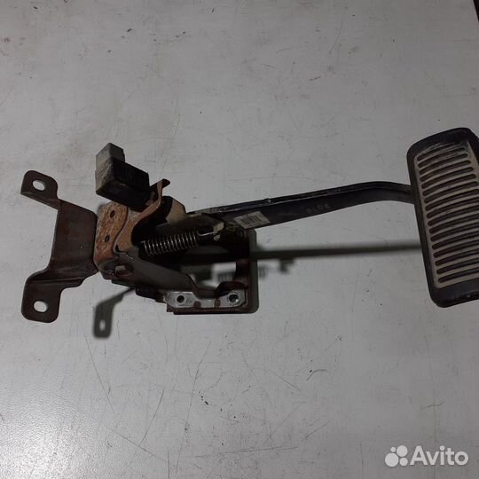 Педаль тормоза hyundai IX35