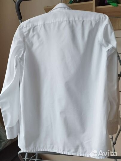 Продам белую рубашку, р-р 38 (146-76)