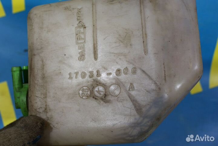 Расширительный бачок Suzuki Baleno