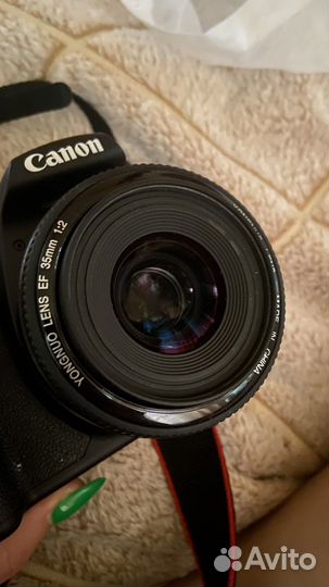 Фотоаппарат Canon eos 2000 d