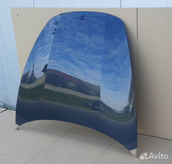 Капот на Porsche Panamera 971