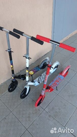 Самокат 2-х колесный Диаметр колес - 20см