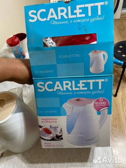 Чайник электрический Scarlett SC-EK18P43