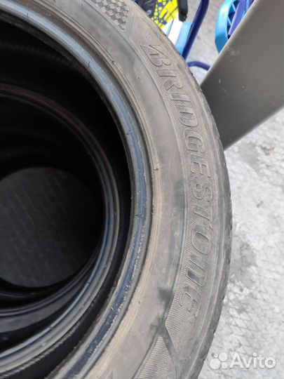 Bridgestone Regno GR-XI 215/55 R17 94V