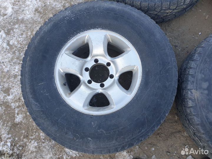 Колеса 285/75 r16 в сборе с дисками