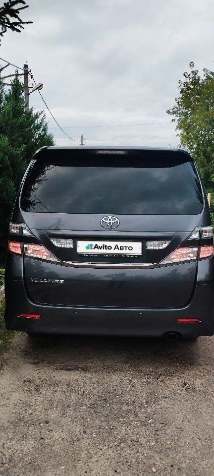 Toyota Vellfire: фото владельца