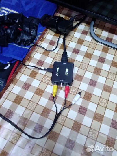 Продаю переходник c hdmi на AV