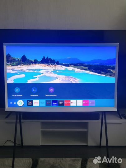Телевизор Samsung The Serif QE50LS01T qled Новый)
