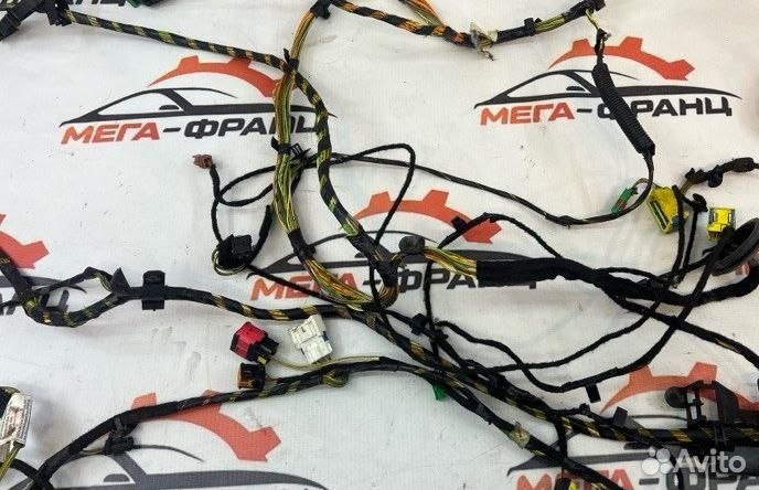 Проводка салона Citroen C4 хэтчбек 5FW (EP6) 2010