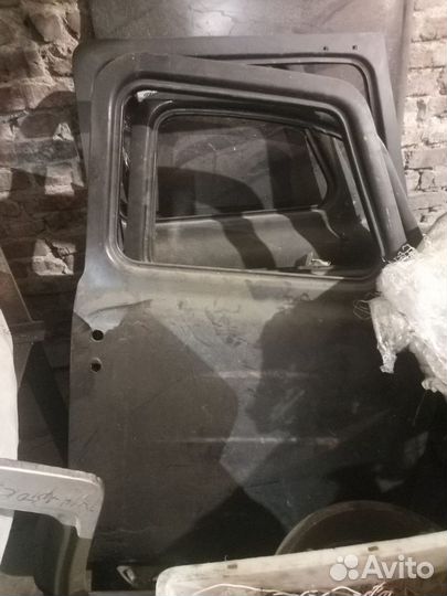 Дверь газ 53,52 правая
