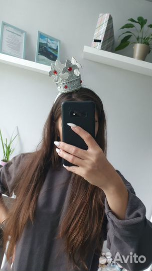 Корона на ободке