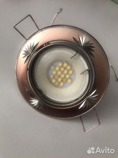 Светильник потолочный встраиваемый точечный