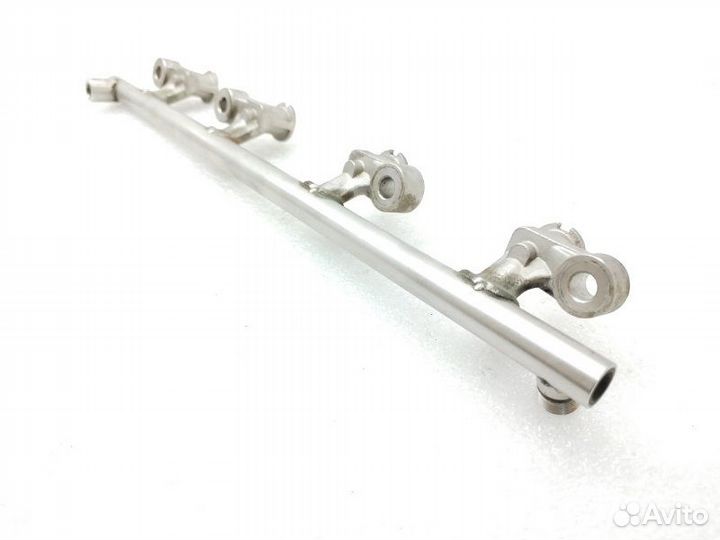 Топливная рейка (рампа) Mazda 3