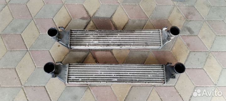 Радиатор интеркулера на мерседес w203