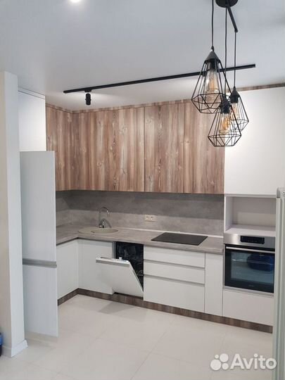 Кухня в потолок