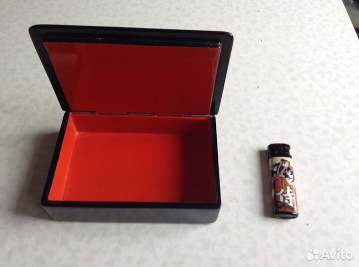 Шкатулка деревянная автор Н. Антоновский