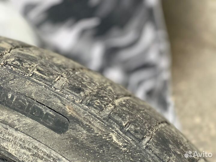 Continental ContiChampionContact 23.5/45 R17 и 2.25/45 R17