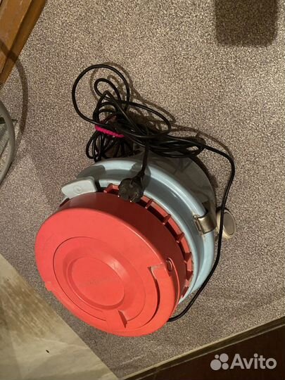 Пылесос СССР уралец М