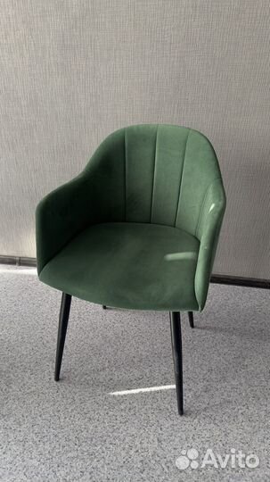 Мягкий стул со спинкой