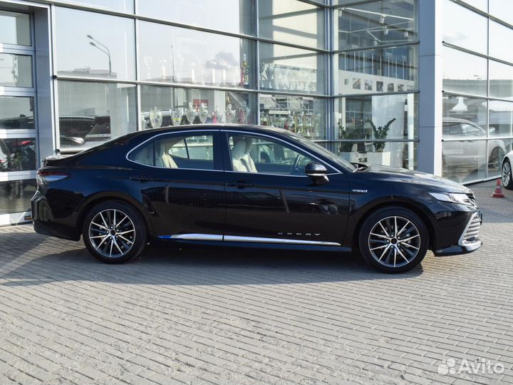 Toyota Camry 2.5 CVT, 2022, 33 км