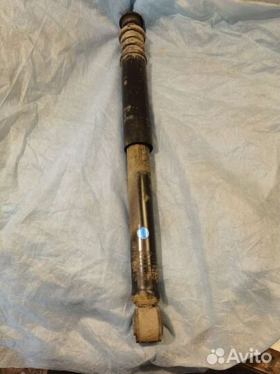 Задний Амортизатор Nissan Almera G15