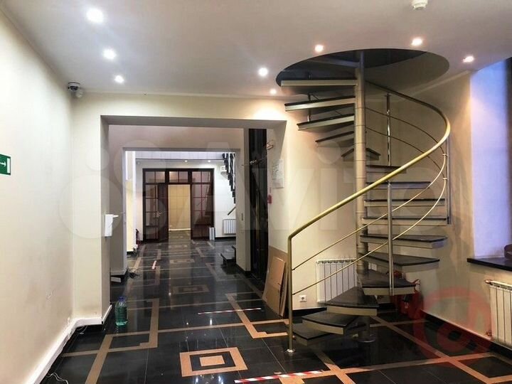 Сдам торговое помещение, 200.5 м²