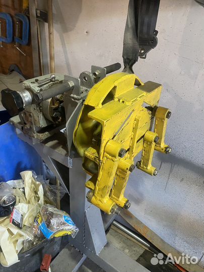 Опрокидыватель мотора (стенд)