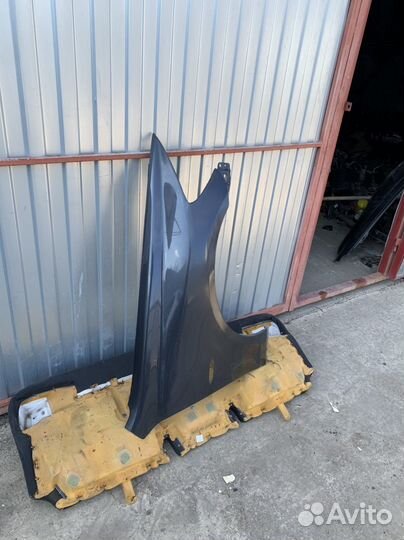 Переднее правое крыло Lexus GS 300 450h 190