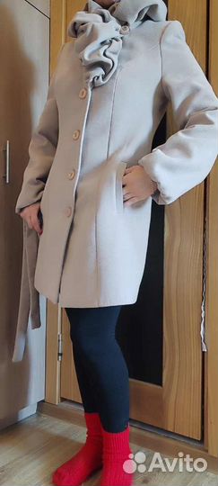 Пальто женское 46 48